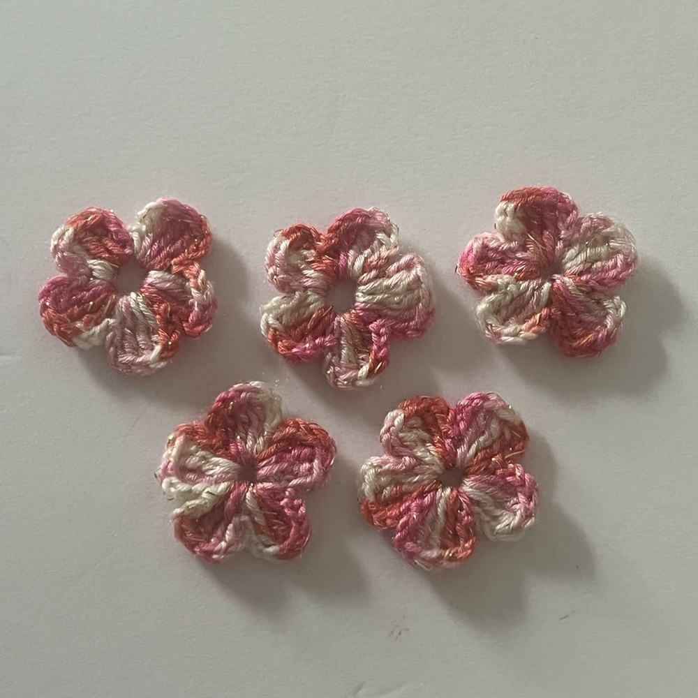 Handmade crochet multi-color flowers for decoration 5pcs set